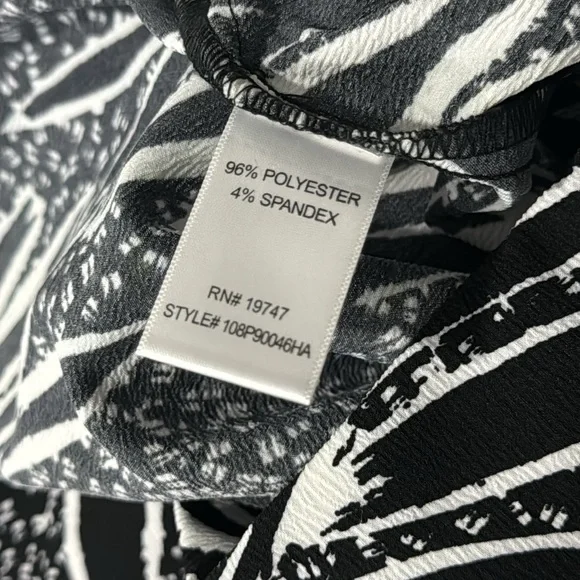 Women’s Tropical Wide Leg Palazzo Pant Size Medium Black White Leaf NWT - Picture 11 of 11